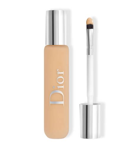 dior backstage flash perfector concealer.